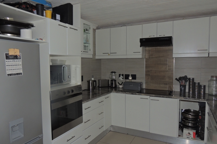 2 Bedroom Property for Sale in Woodlands Western Cape